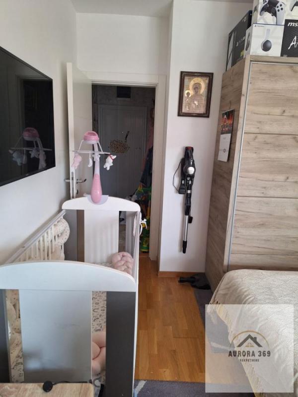 Slika 5 - SOMBORSKI BULEVAR, NOVI SAD, LEP DVOIPOSOBAN STAN