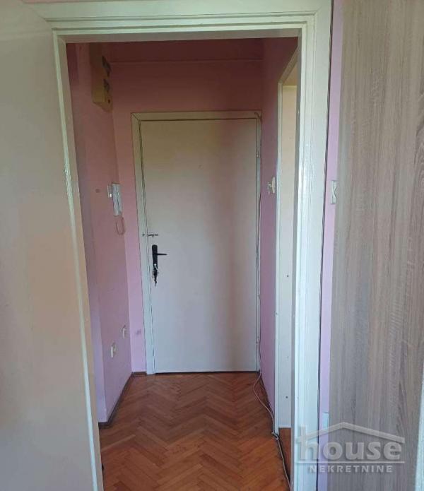 Slika 5 - Stan,NOVI SAD,ZELEZNICKA STANICA,kv: 28.00, € 69000, ID: 1064167