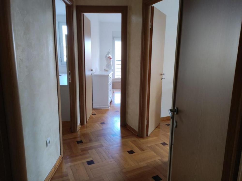 Slika 8 - Četvorosoban stan na Telepu