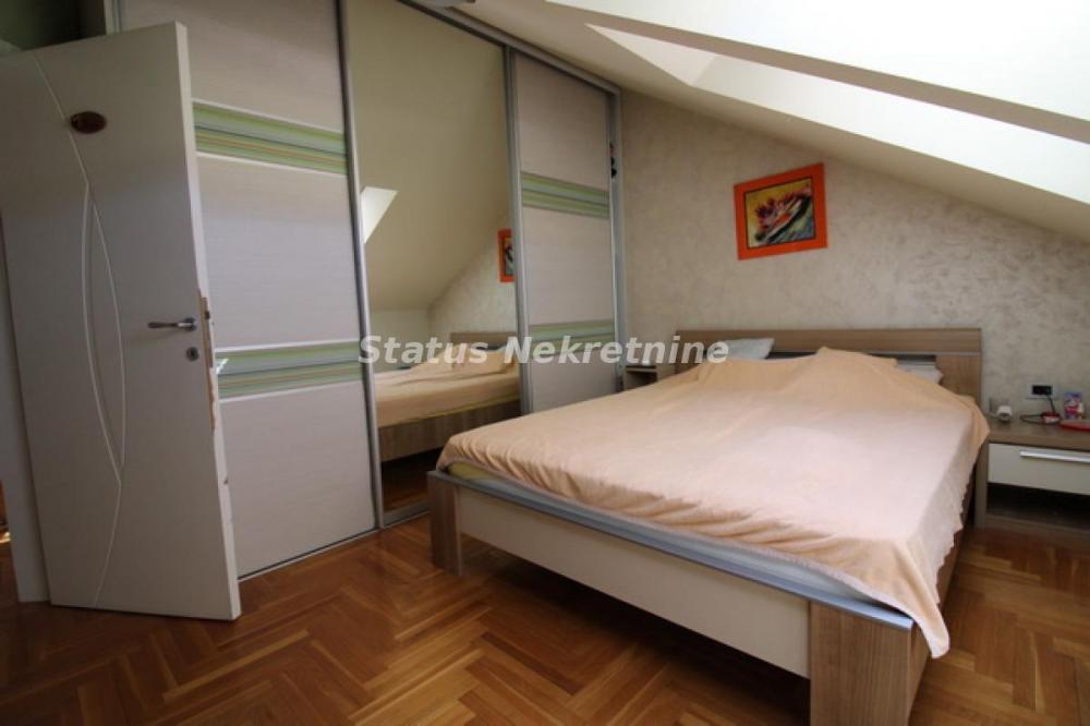 Slika 7 - Grbavica -kolo Srpskih sestara-Extra duplex sa Garažom