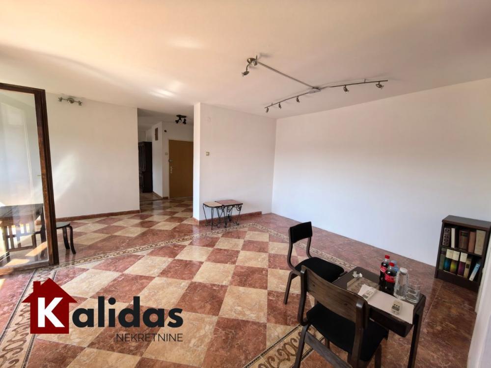 Slika 1 - Stan,NOVI SAD,LIMAN 1,kv: 81, € 205900, ID: 1007966