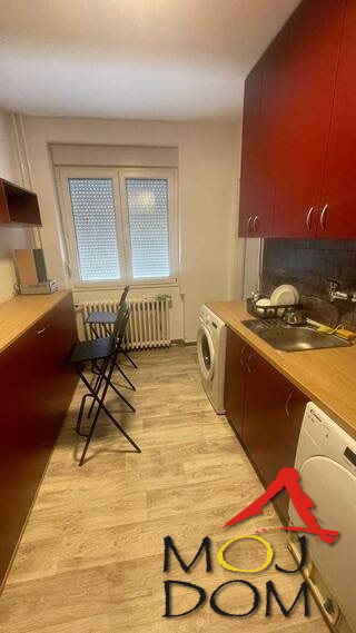 Slika 3 - Stan,NOVI SAD,GRBAVICA,kv: 32, € 98900, ID: 1030902