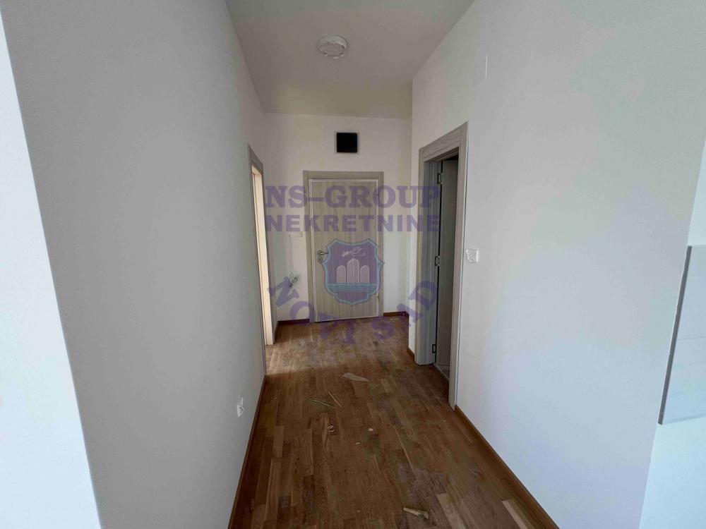 Slika 7 - Dvosoban, 43m2, Adice Novi Sad, sa terasom