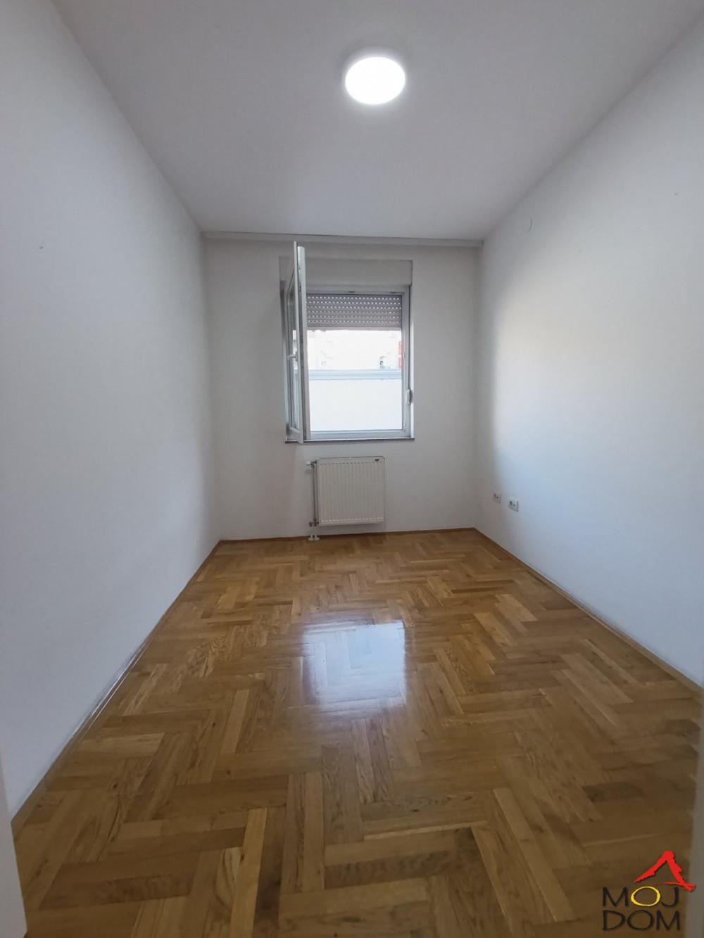 Slika 2 - Stan,NOVI SAD,NOVA DETELINARA,kv: 36, € 111240, ID: 1030913