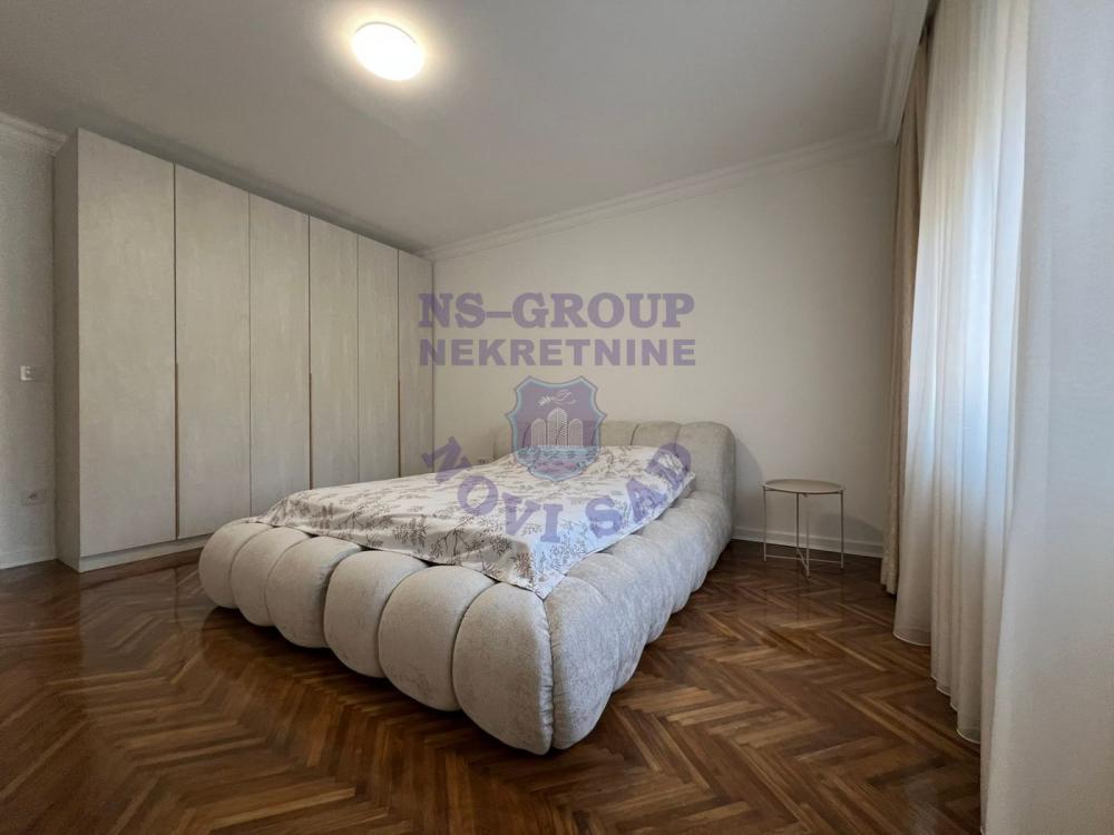 Slika 8 - Kompletno renoviran i namešten stan u centru Novog Sada