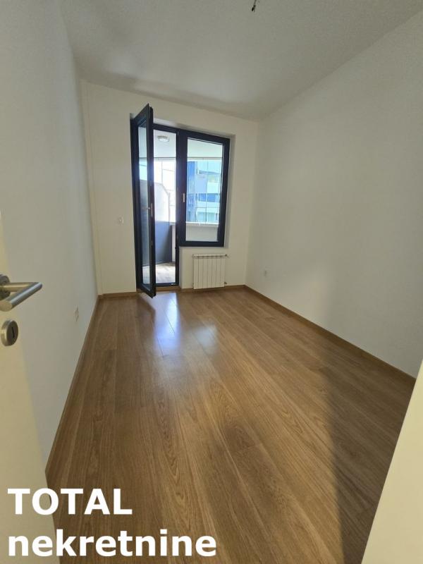 Slika 3 - Stan,NOVI SAD,CENTAR,kv: 50.00, € 235870, ID: 1098760