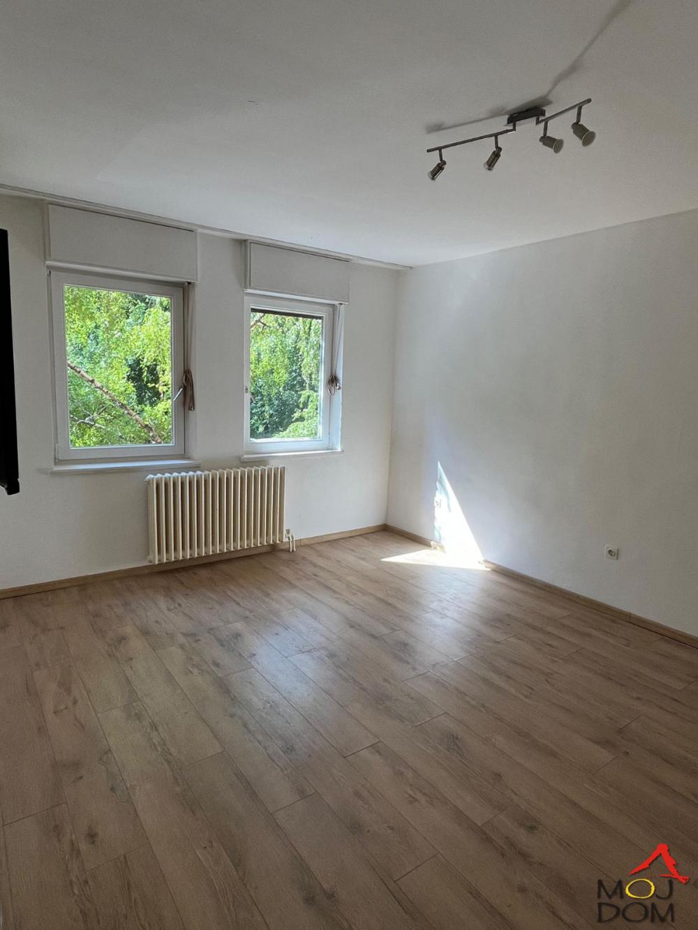 Slika 3 - Stan,NOVI SAD,ŠONSI,kv: 41, € 97850, ID: 1030923