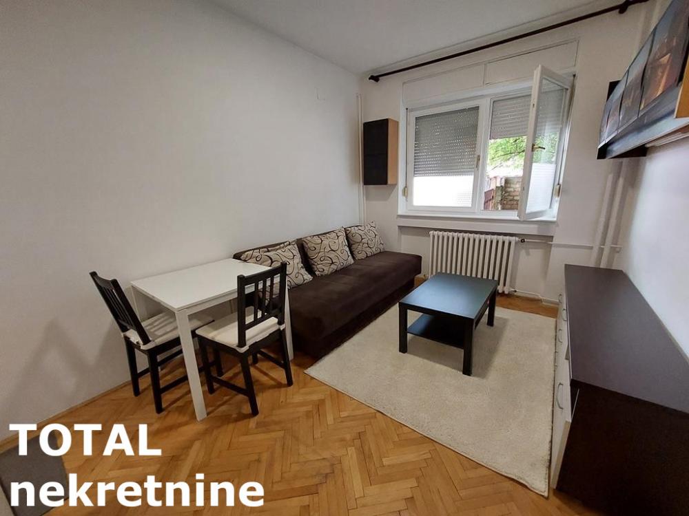 Slika 2 - Stan,NOVI SAD,GRBAVICA,kv: 21.00, € 68250, ID: 1100580