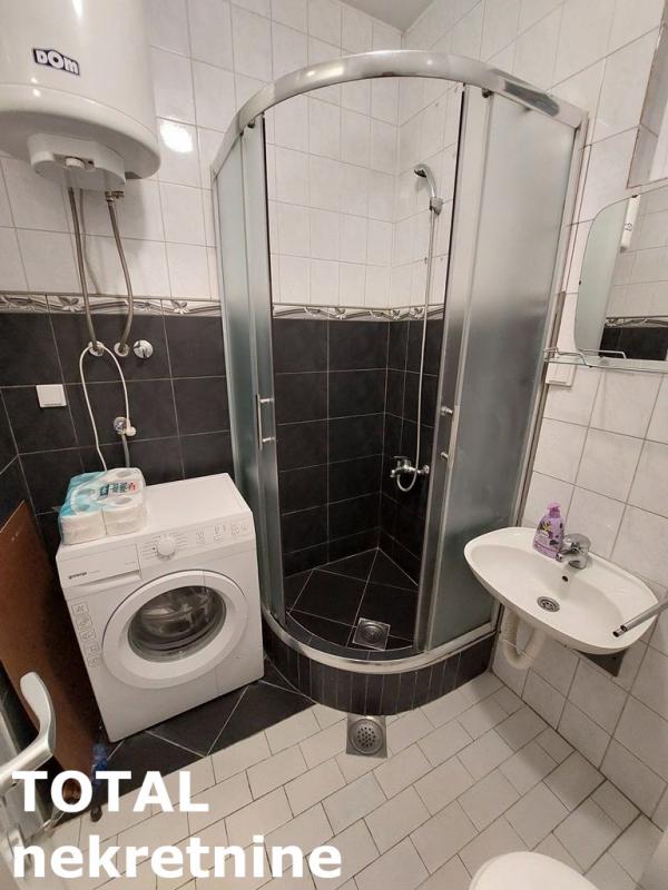 Slika 11 - Stan,NOVI SAD,GRBAVICA,kv: 21.00, € 68250, ID: 1100580