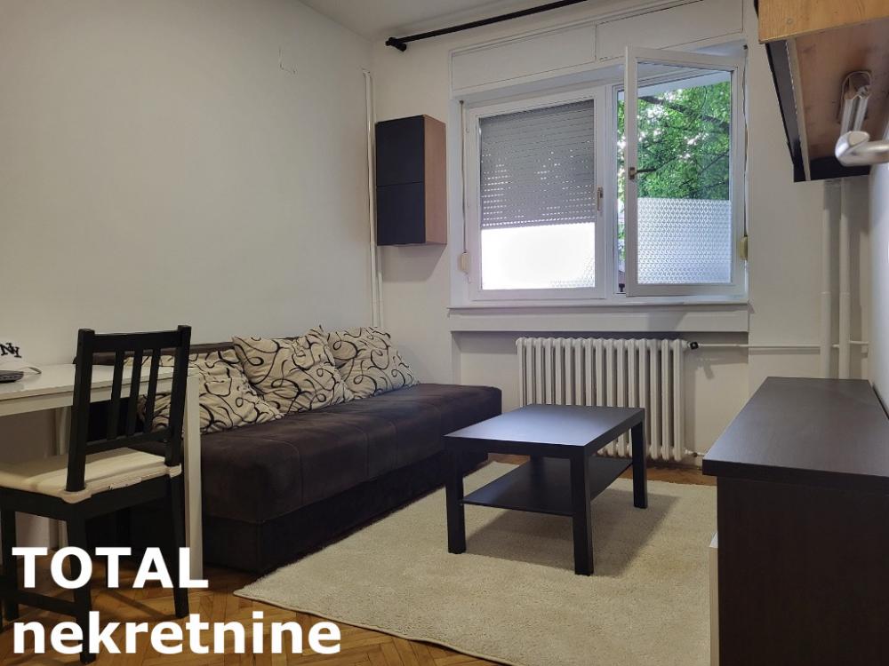 Slika 4 - Stan,NOVI SAD,GRBAVICA,kv: 21.00, € 68250, ID: 1100580