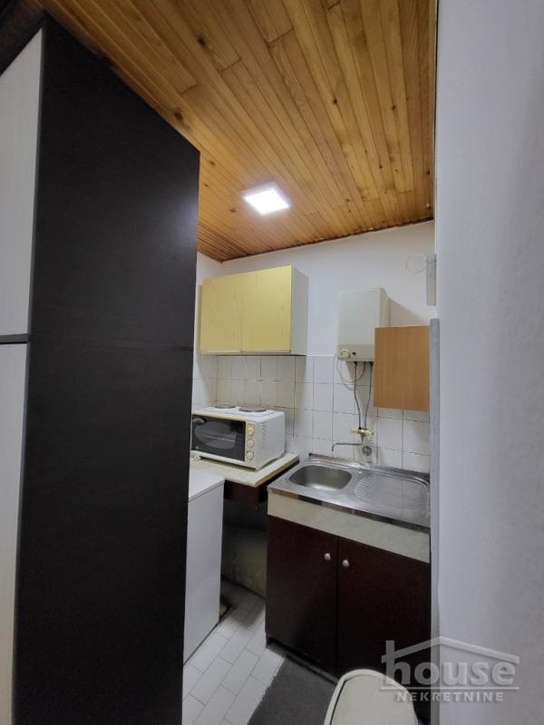 Slika 8 - Stan,NOVI SAD,GRBAVICA,kv: 21.00, € 68250, ID: 1063732