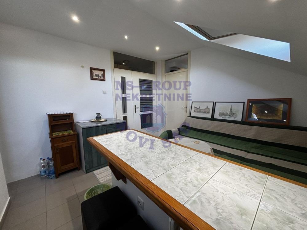 Slika 4 - Jednosoban, 38m2, Novo naselje Novi Sad, sa terasom