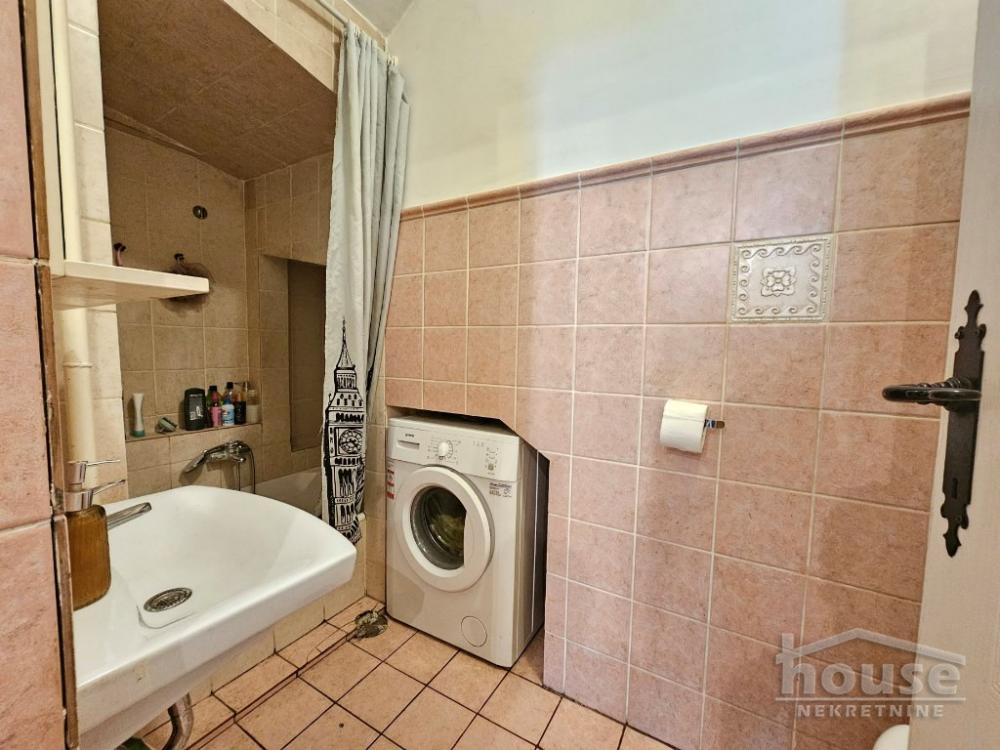 Slika 9 - Stan,NOVI SAD,CENTAR,kv: 88.00, € 320000, ID: 1064258