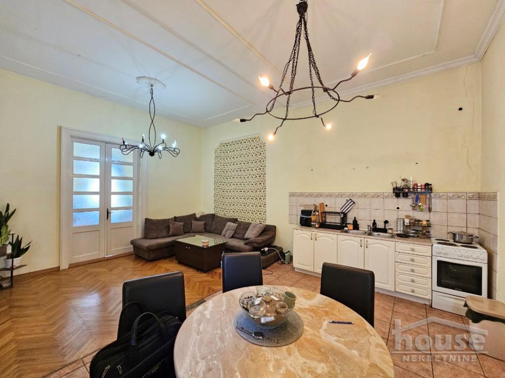 Slika 5 - Stan,NOVI SAD,CENTAR,kv: 88.00, € 320000, ID: 1064258