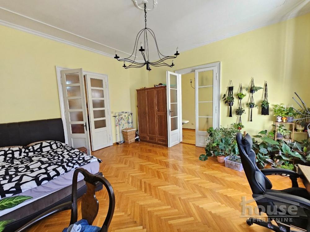 Slika 10 - Stan,NOVI SAD,CENTAR,kv: 88.00, € 320000, ID: 1064258