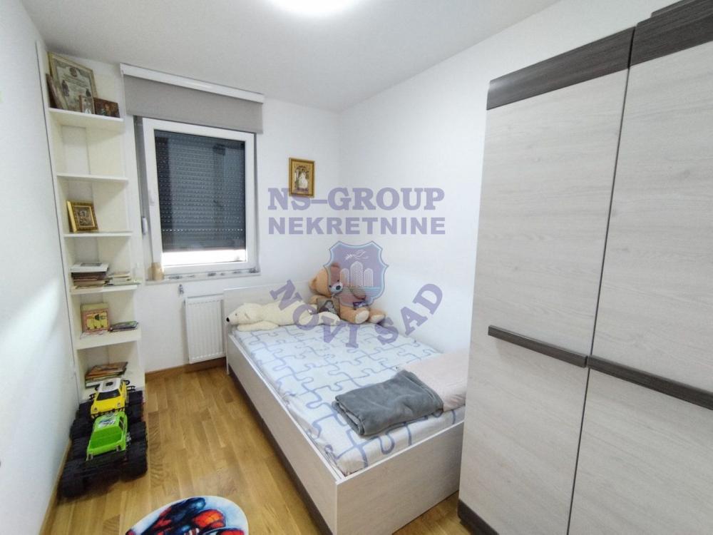 Slika 5 - Namešten, trosoban stan, parking, ostava, prelepa velika terasa! Tatarsko brdo! š. 552724