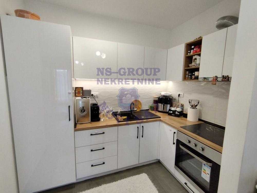 Slika 3 - Namešten, trosoban stan, parking, ostava, prelepa velika terasa! Tatarsko brdo! š. 552724