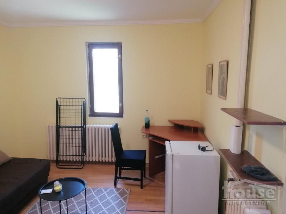 Slika 1 - Stan,NOVI SAD,CENTAR,kv: 17.00, € 92700, ID: 1064290