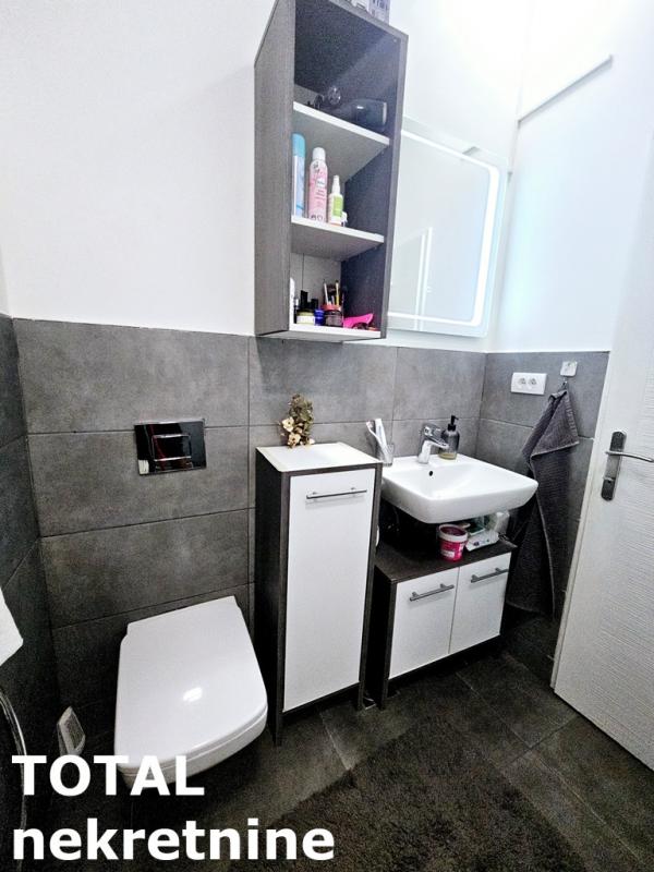 Slika 10 - Stan,NOVI SAD,CENTAR,kv: 59.00, € 139000, ID: 1101132