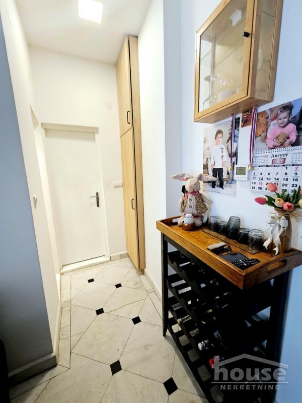 Slika 10 - Stan,NOVI SAD,CENTAR,kv: 59.00, € 159650, ID: 1064284