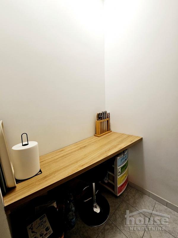 Slika 9 - Stan,NOVI SAD,CENTAR,kv: 59.00, € 159650, ID: 1064284