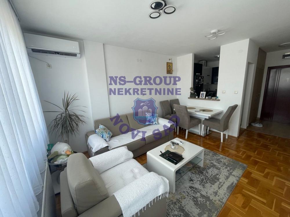 Slika 8 - Dvosoban Bulevar patrijarha Pavla, Novi Sad