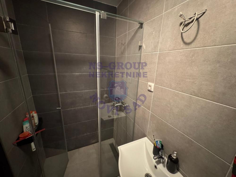 Slika 2 - DVOIPOSOBAN 87.550e PRILIKA - KOMPLET NAMESTEN