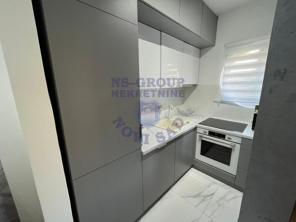 Slika 7 - GRBAVICA  TROSOBAN FANTASTICAN NAMESTEN