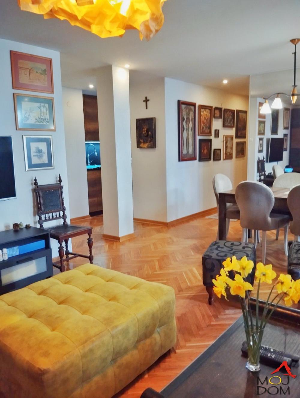 Slika 9 - Stan,NOVI SAD,LIMAN 4,kv: 86, € 235850, ID: 1030602