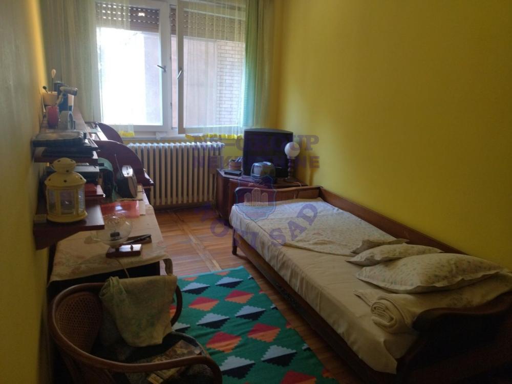 Slika 4 - Trosoban, 67m2, sa terasom, ima lift