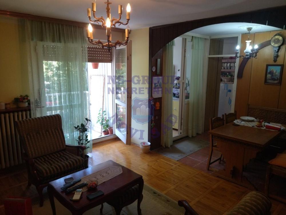 Glavna slika -Trosoban, 67m2, sa terasom, ima lift