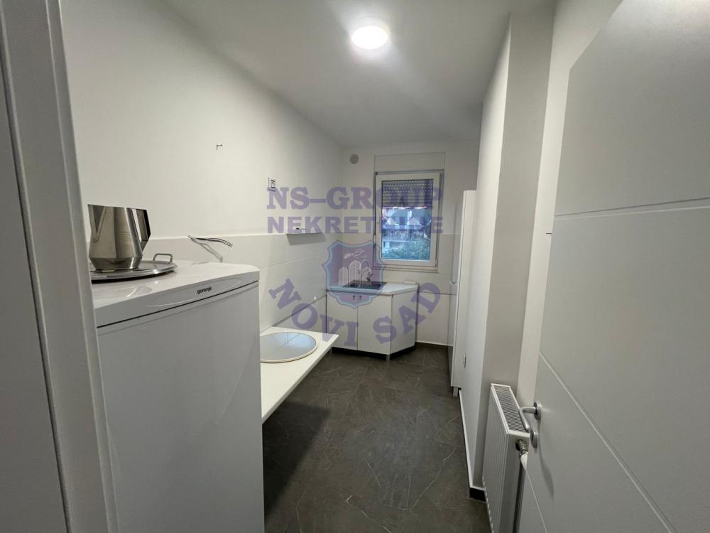 Slika 3 - SA GARAZOM TROSOBAN  GRBAVICA BLIZU SPENSA