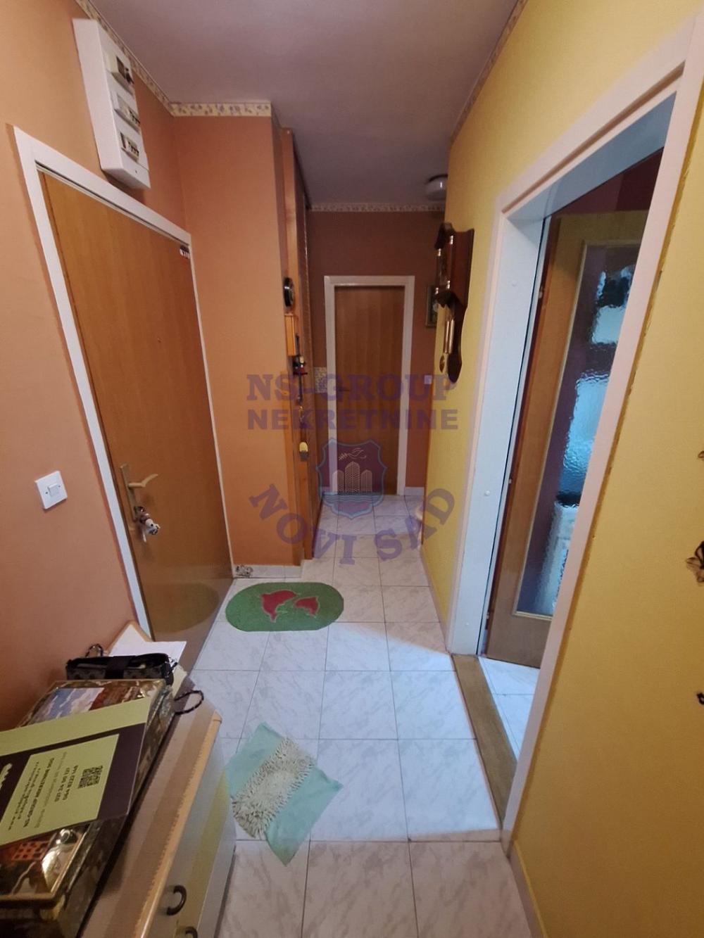 Slika 2 - 48m2  CENTAR NOVOG NASELJA