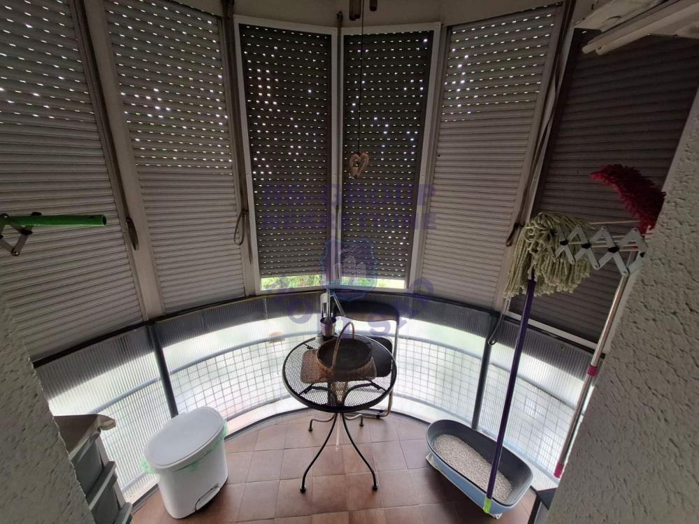 Slika 5 - 48m2  CENTAR NOVOG NASELJA