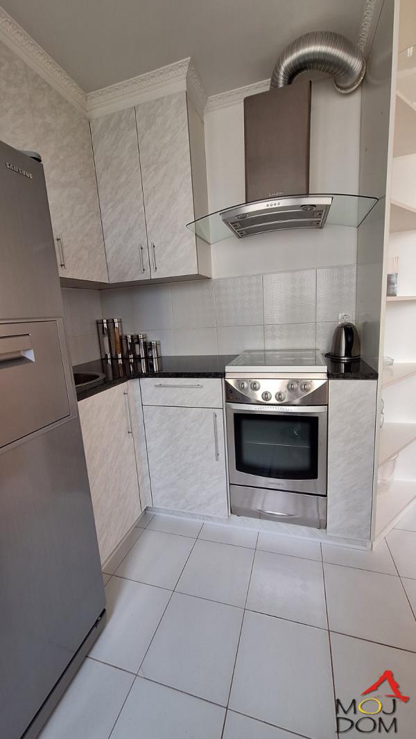 Slika 1 - Stan,NOVI SAD,BULEVAR,kv: 60, € 169950, ID: 1030948