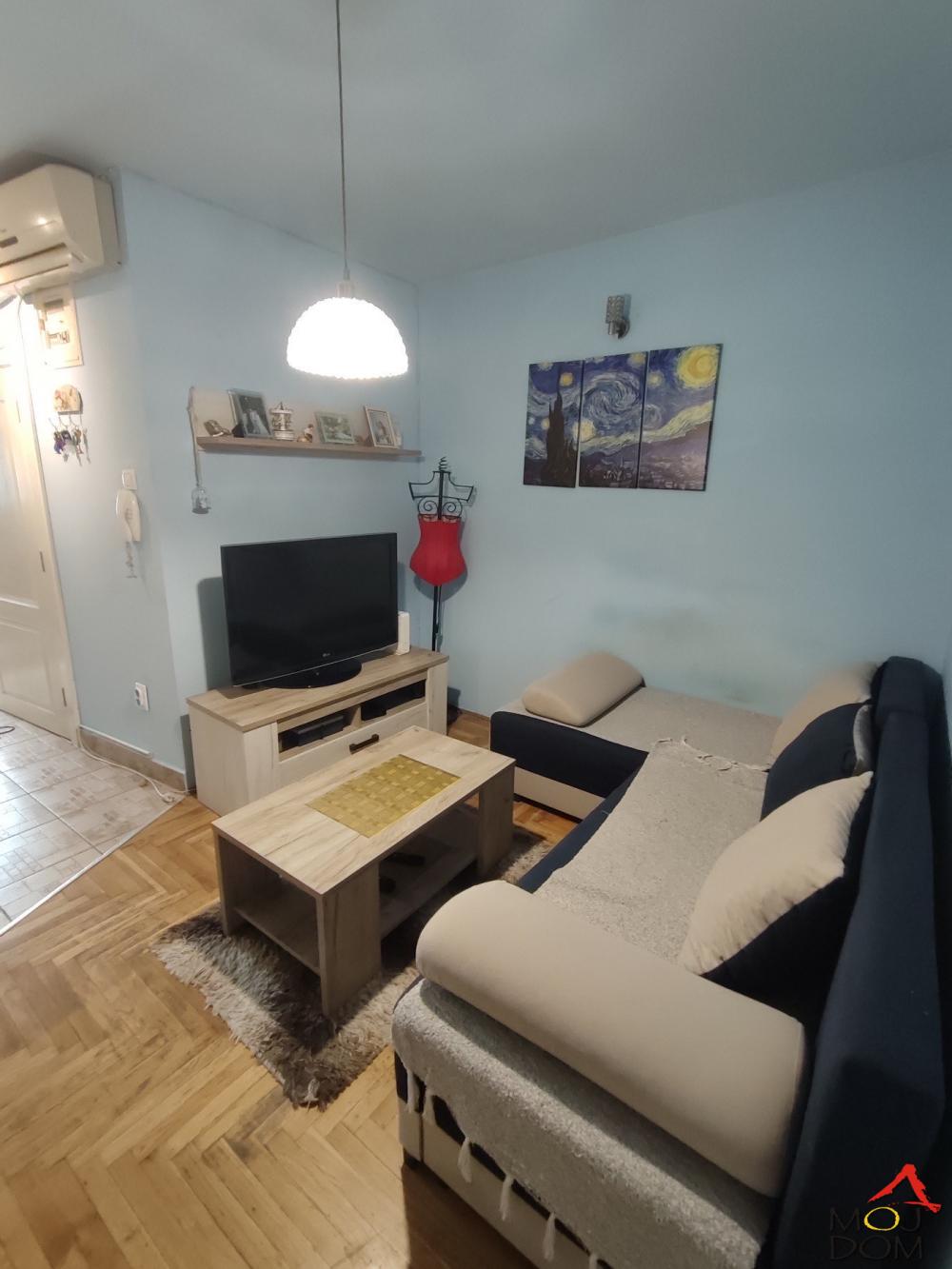 Slika 1 - Stan,NOVI SAD,PODBARA,kv: 32, € 97900, ID: 1030462