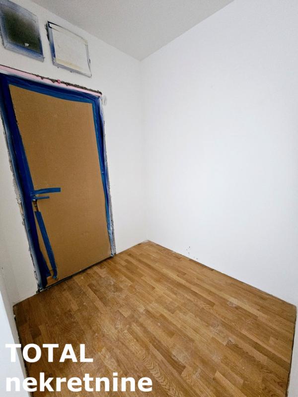 Slika 7 - Stan,NOVI SAD,TELEP,kv: 56.00, € 138430, ID: 1101153