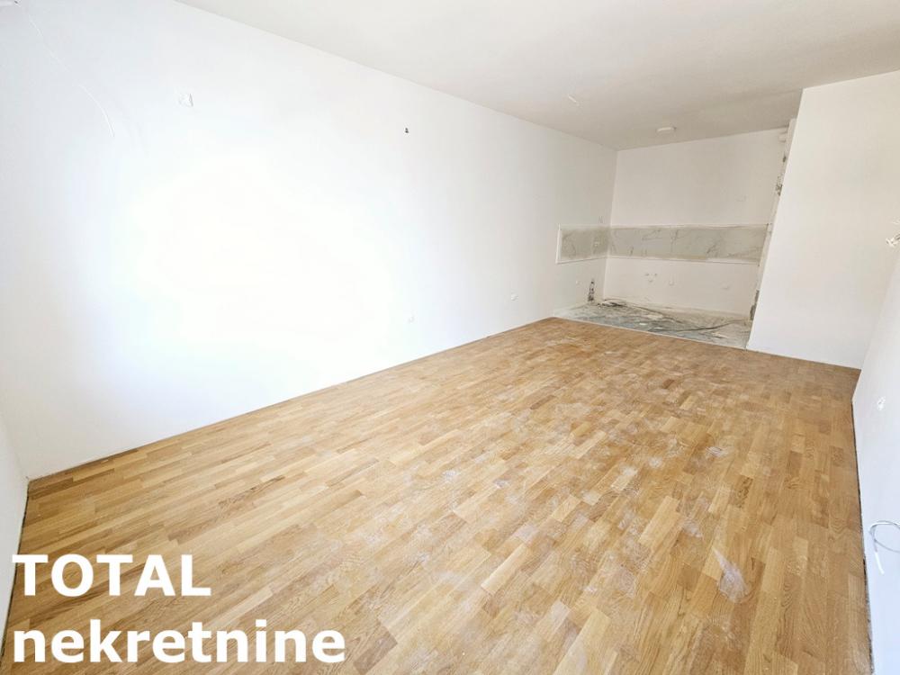 Slika 3 - Stan,NOVI SAD,TELEP,kv: 56.00, € 138430, ID: 1101153