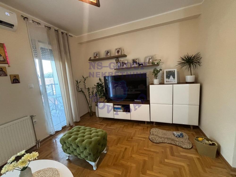 Slika 3 - FANTASTICAN POLUNAMESTEN 92.700e