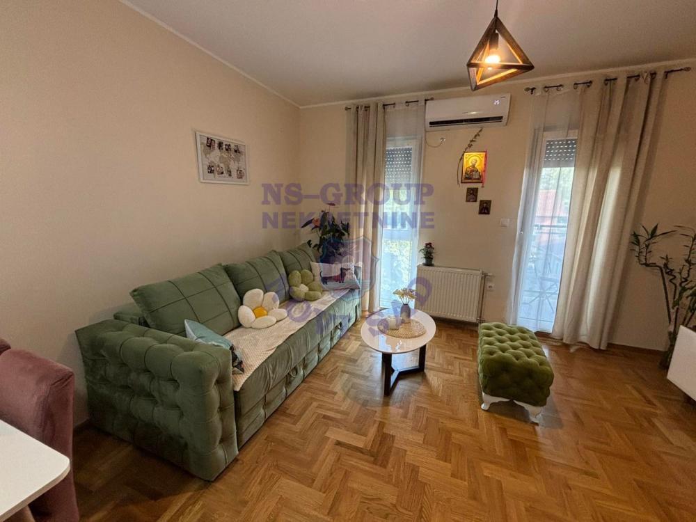 Glavna slika -FANTASTICAN POLUNAMESTEN 92.700e