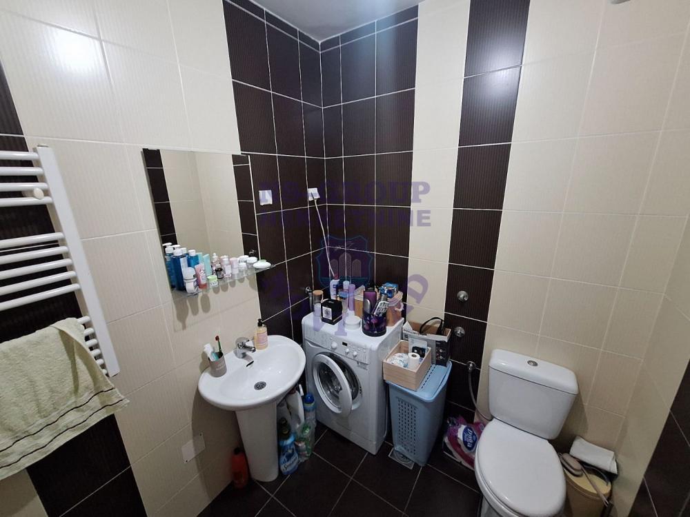 Slika 5 - Prodaja stana, sa terasom, ima lift