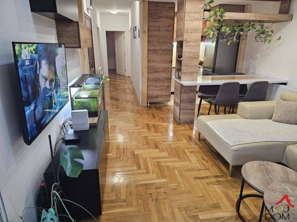 Slika 8 - Stan,NOVI SAD,ADICE,kv: 69, € 159650, ID: 1030800