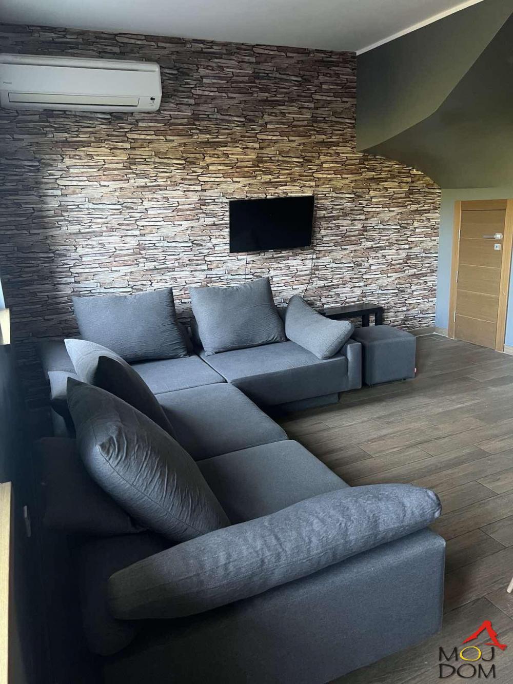 Glavna slika -Stan,PETROVARADIN,ALIBEGOVAC,kv: 73, € 191580, ID: 1030928