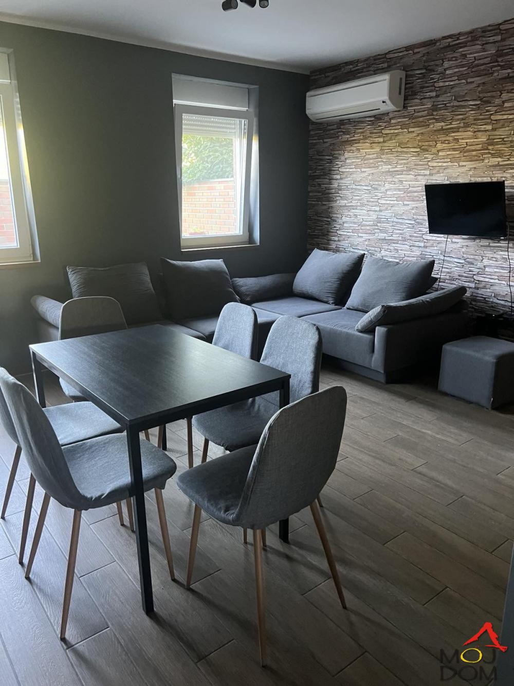 Slika 1 - Stan,PETROVARADIN,ALIBEGOVAC,kv: 73, € 191580, ID: 1030928