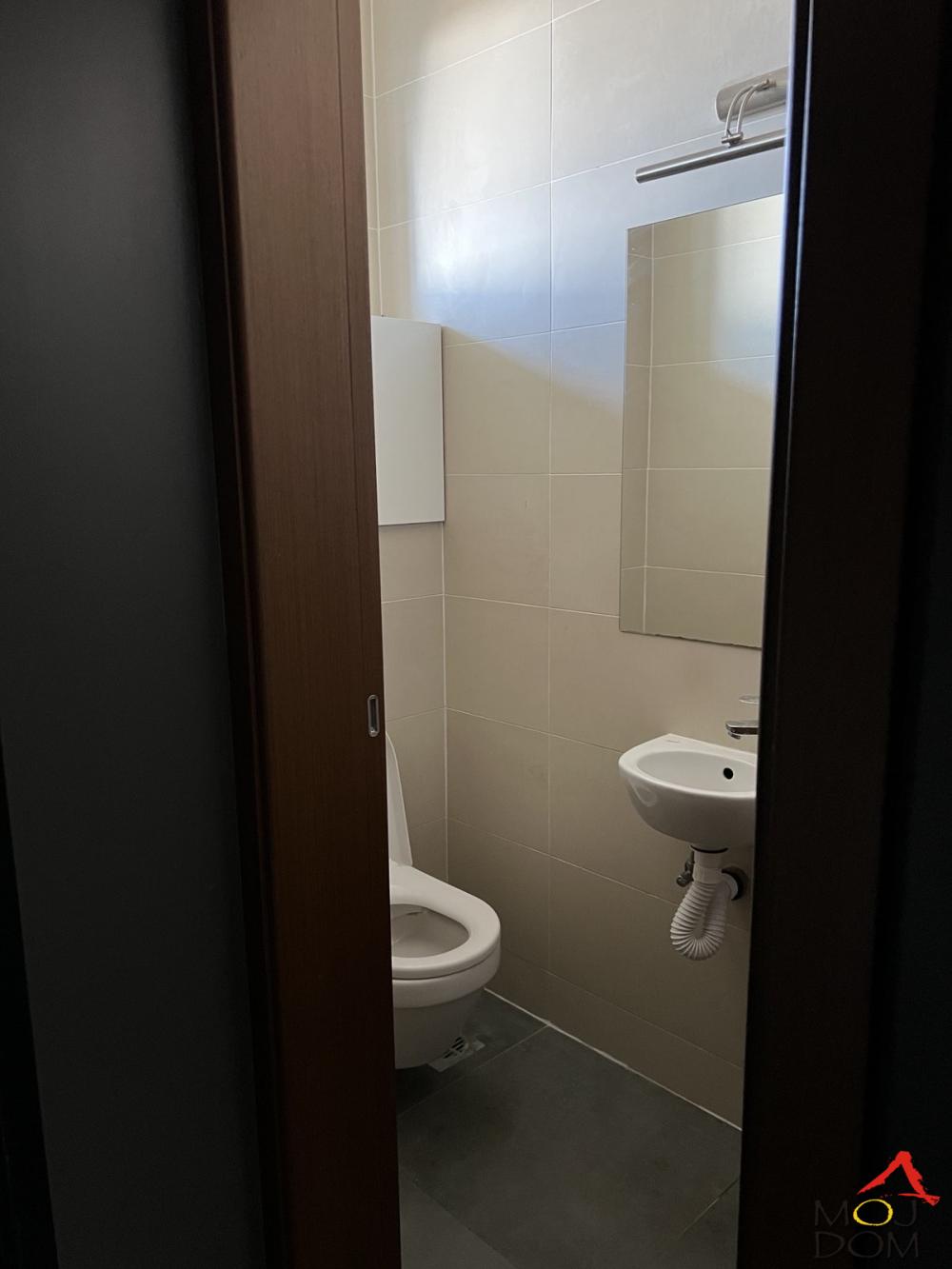 Slika 8 - Stan,PETROVARADIN,ALIBEGOVAC,kv: 73, € 191580, ID: 1030928