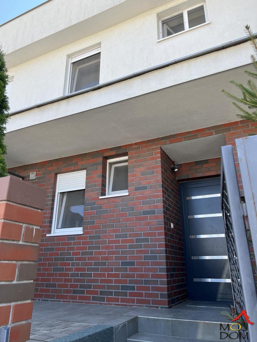 Slika 11 - Stan,PETROVARADIN,ALIBEGOVAC,kv: 73, € 191580, ID: 1030928