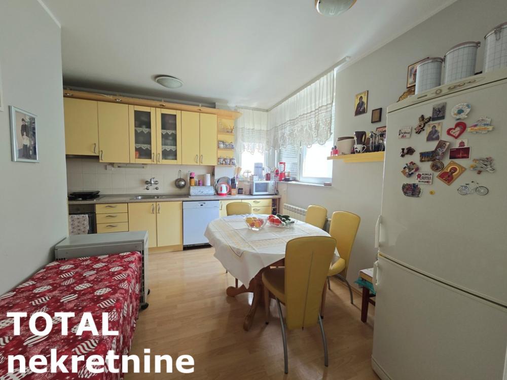 Slika 8 - Stan,NOVI SAD,LIPOV GAJ,kv: 69.00, € 135000, ID: 1101177