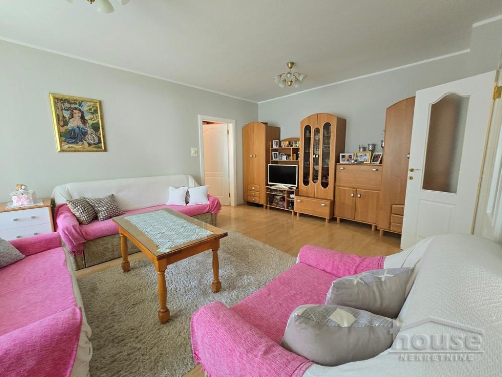 Slika 1 - Stan,NOVI SAD,LIPOV GAJ,kv: 69.00, € 140000, ID: 1064329