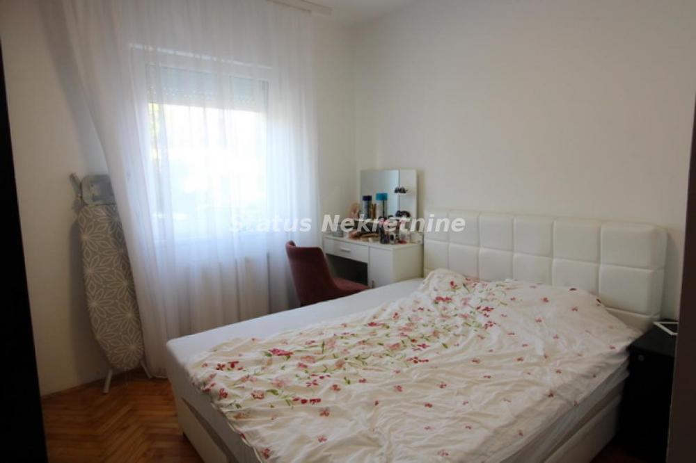 Slika 2 - Tatarsko Brdo-Porodičan stan na mirnoj lokaciji sa puno zelenila