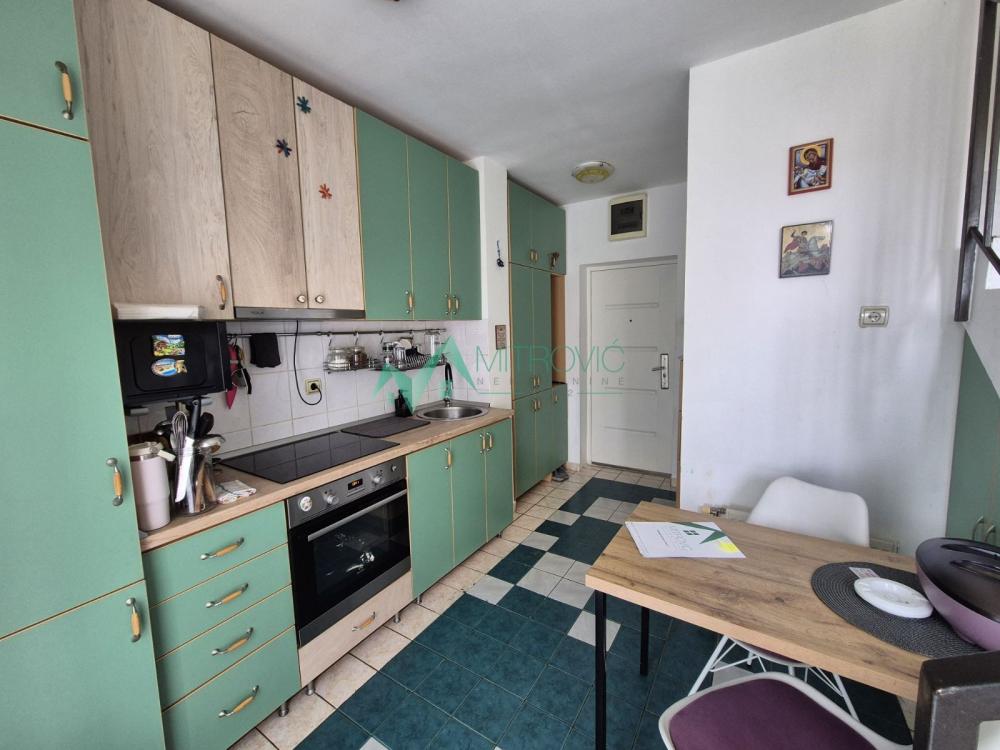 Slika 10 - Detelinara stara, Kornelija Stankovića - Četvorosoban stan na dva nivoa 85m2  